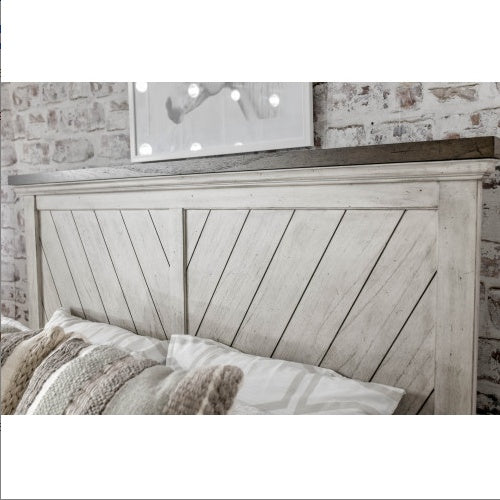 Bear Creek - Queen Bed - Whitewashed Gray